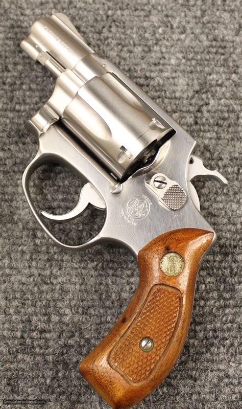 Smith & Wesson Model 60 .